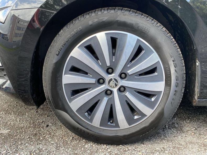 Škoda Superb - hlavní fotka