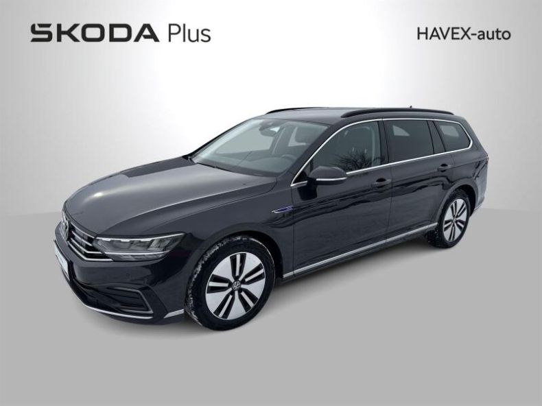 Volkswagen Passat - hlavní fotka inzerátu