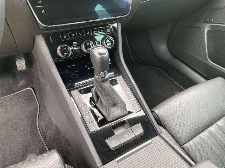 Škoda Superb - hlavní fotka