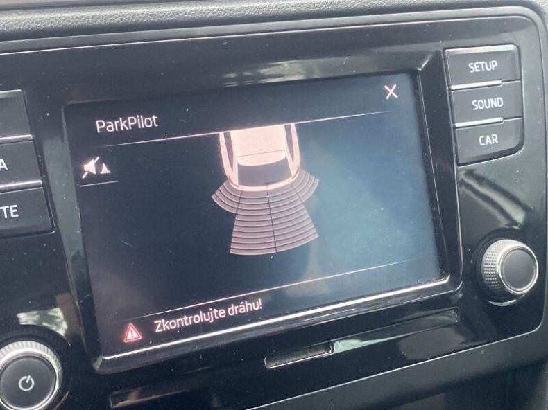 Škoda Rapid - hlavní fotka