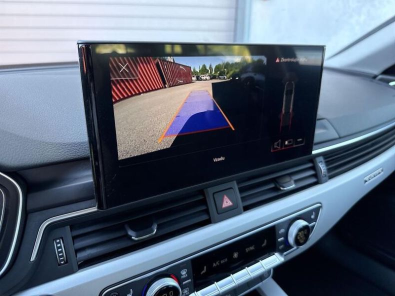 Audi A4 - hlavní fotka