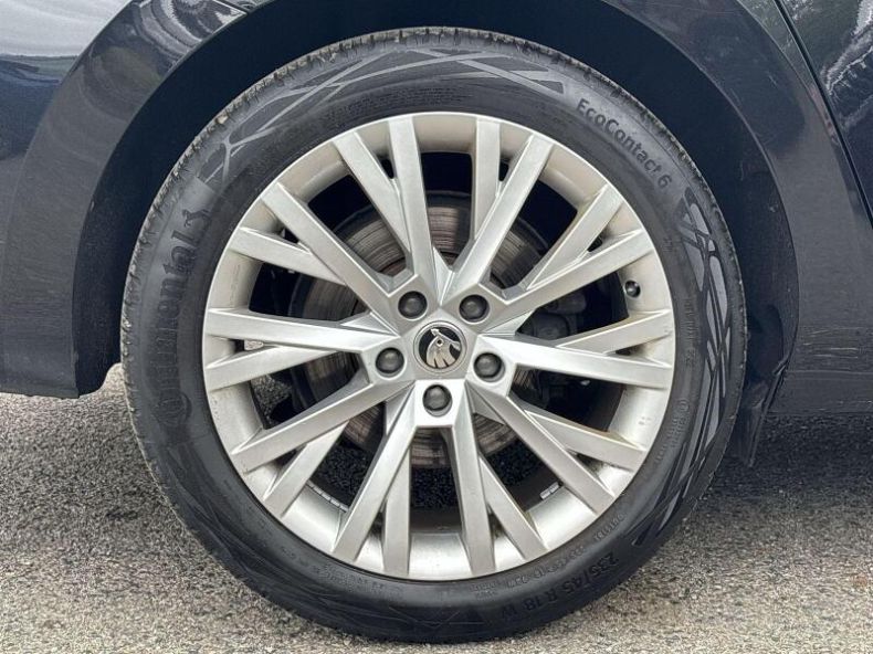Škoda Superb - hlavní fotka