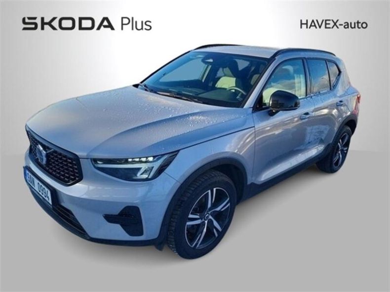 Volvo XC40 - hlavní foto