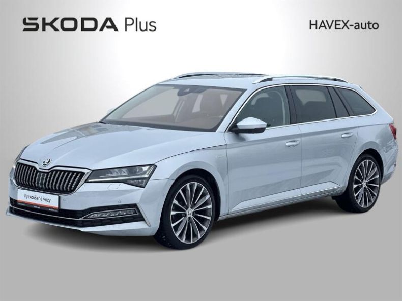Škoda Superb - hlavní foto