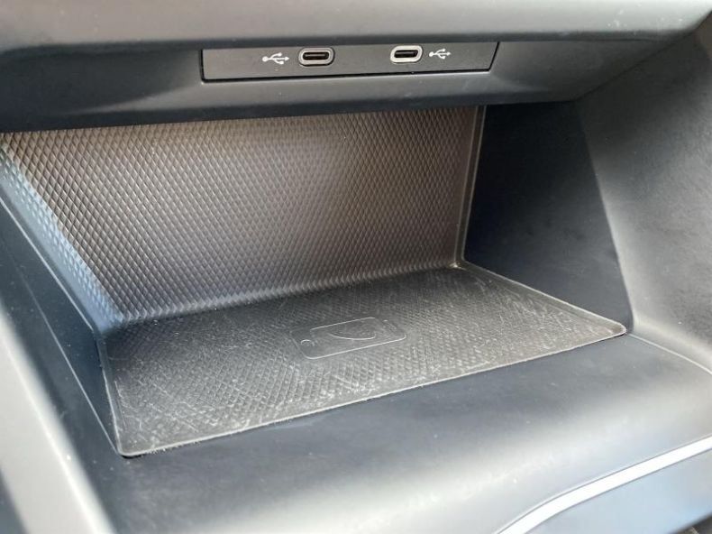 Volkswagen Golf - hlavní fotka