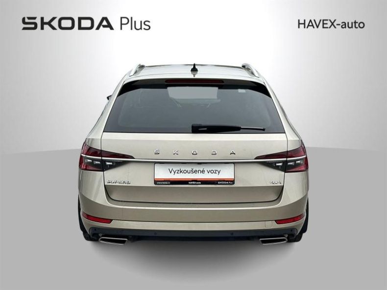 Škoda Superb - hlavní fotka