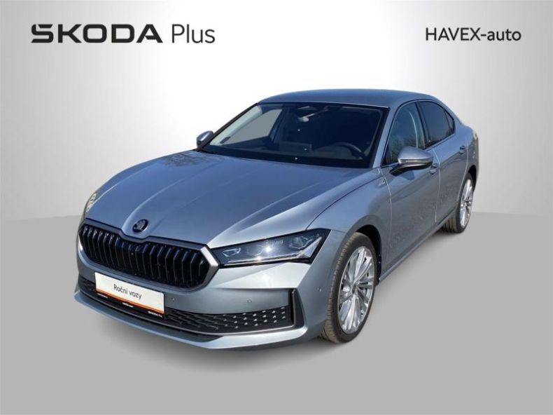 Škoda Superb - hlavní foto