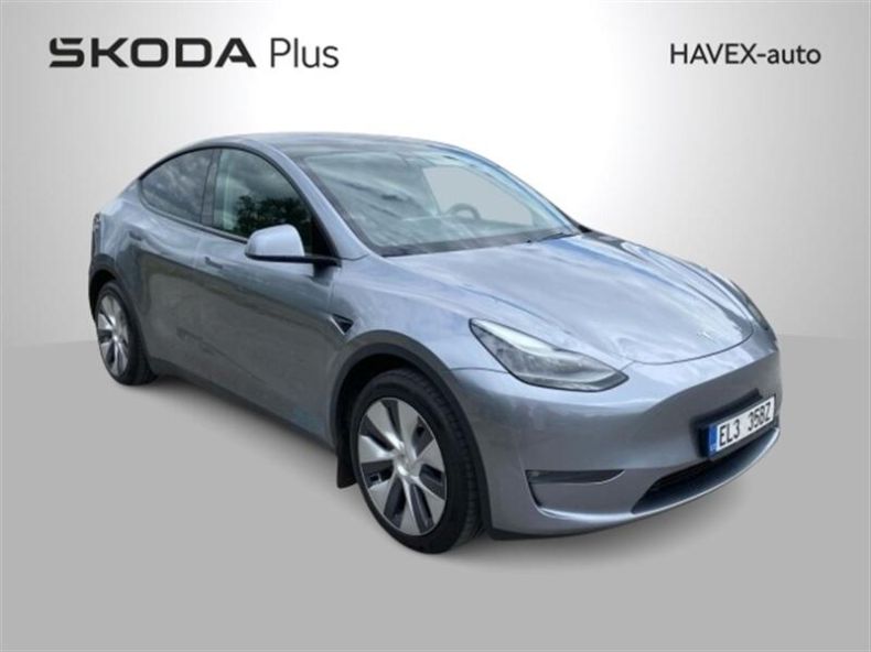 Tesla Model Y - hlavní foto
