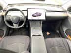 Tesla Model Y - fotka číslo 4