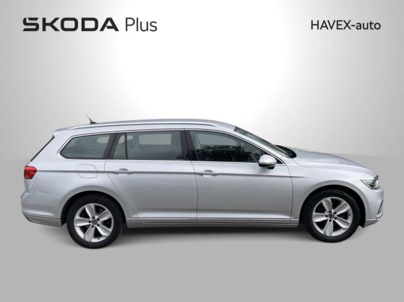 Volkswagen Passat - hlavní fotka