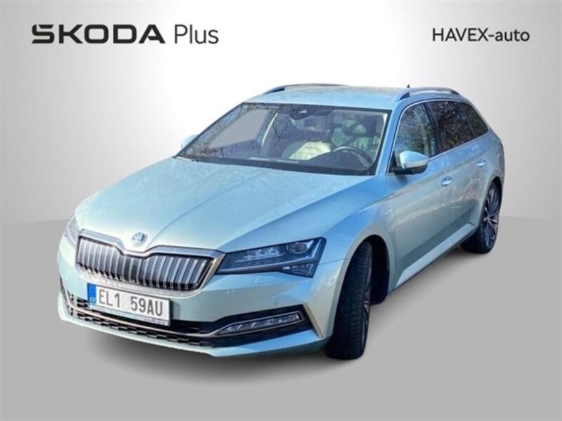 Škoda Superb - hlavní foto