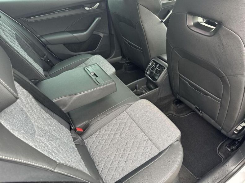 Škoda Octavia - hlavní fotka
