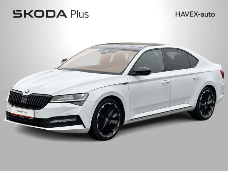 Škoda Superb - hlavní foto