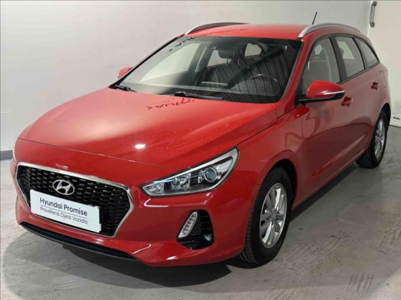 Hyundai i30 - hlavní foto