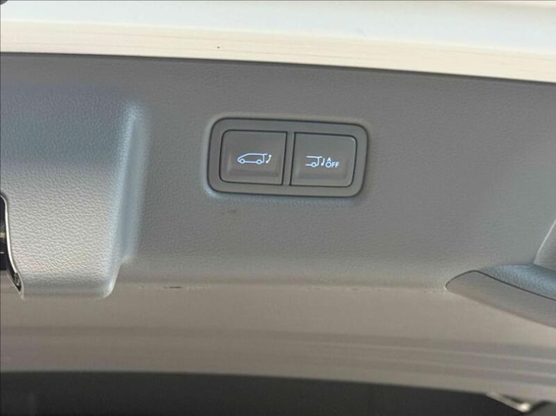 Hyundai Staria - hlavní fotka