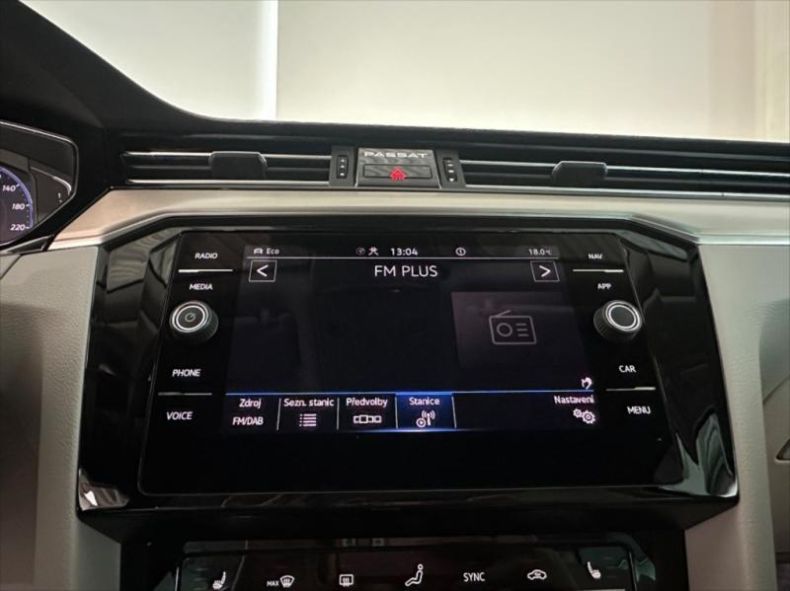 Volkswagen Passat - hlavní fotka