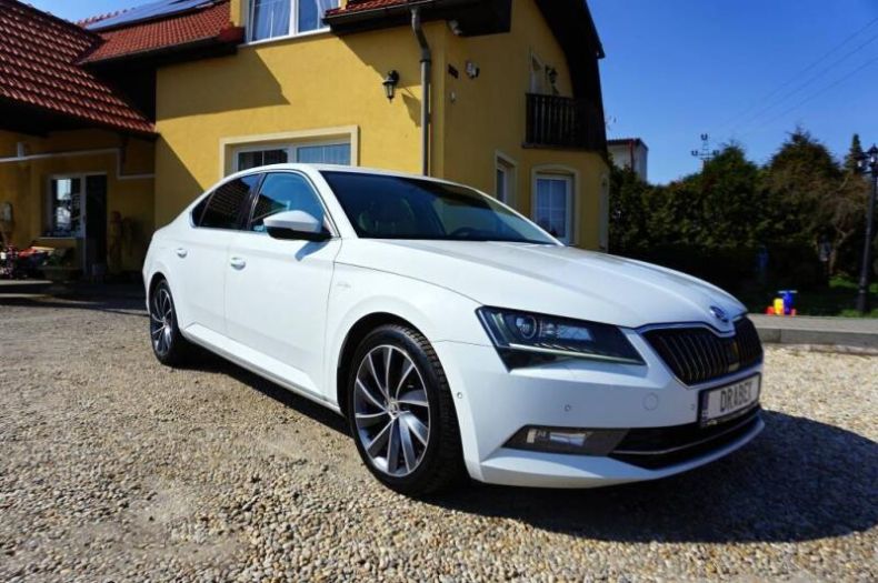 Škoda Superb - hlavní foto