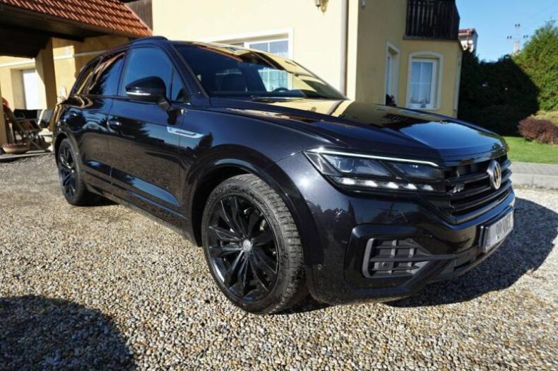 Volkswagen Touareg - hlavní fotka