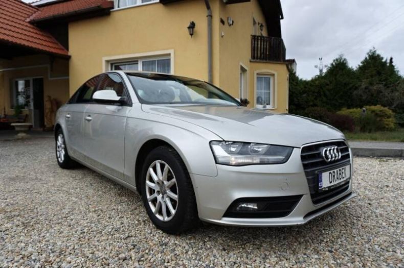Audi A4 - hlavní fotka