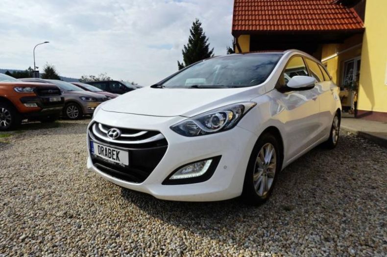 Hyundai i30 - hlavní fotka inzerátu