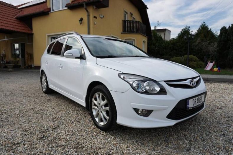 Hyundai i30 - hlavní fotka inzerátu