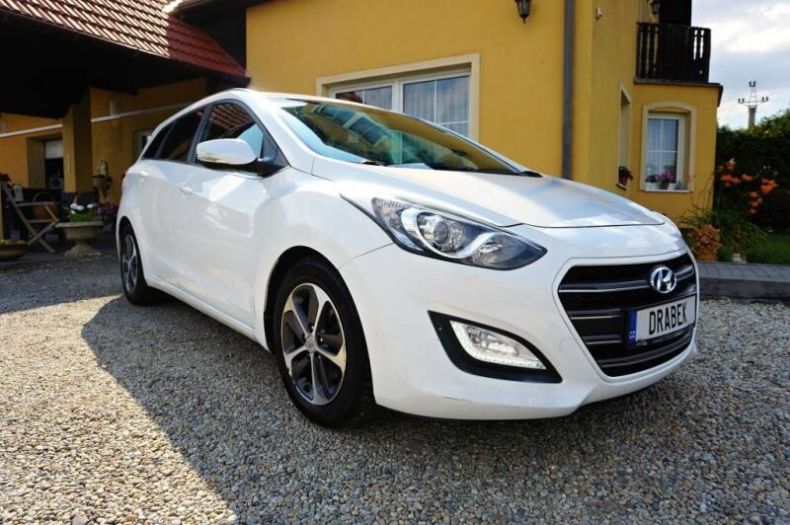 Hyundai i30 - hlavní fotka inzerátu
