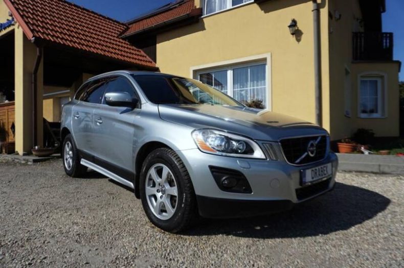 Volvo XC60 - hlavní foto