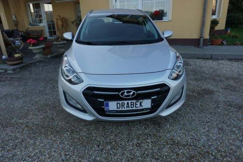 Hyundai i30 - hlavní fotka inzerátu