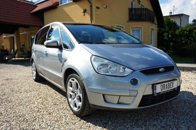 Ford S-MAX - hlavní fotka inzerátu