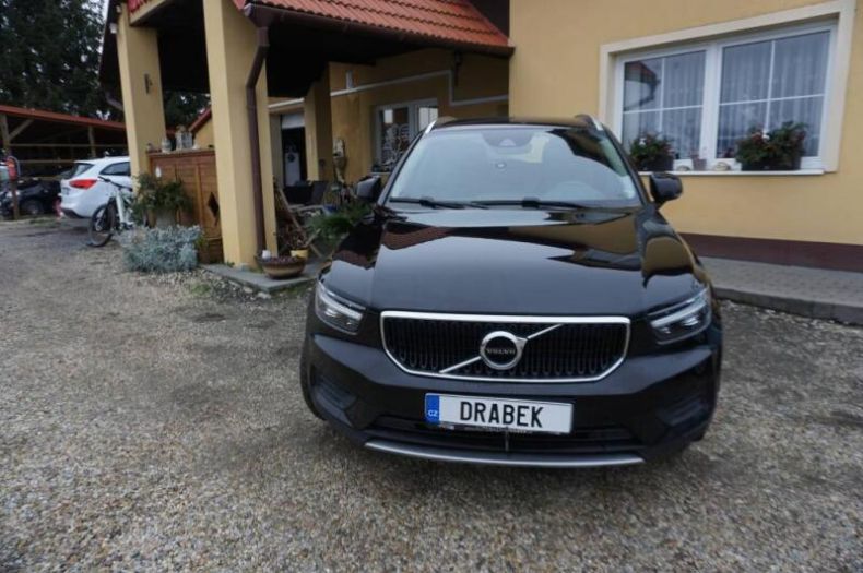 Volvo XC40 - hlavní foto