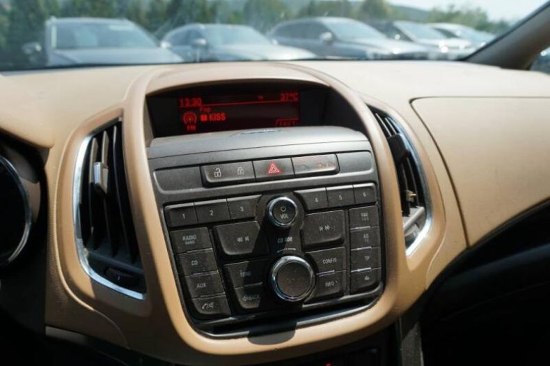 Opel Zafira - hlavní fotka