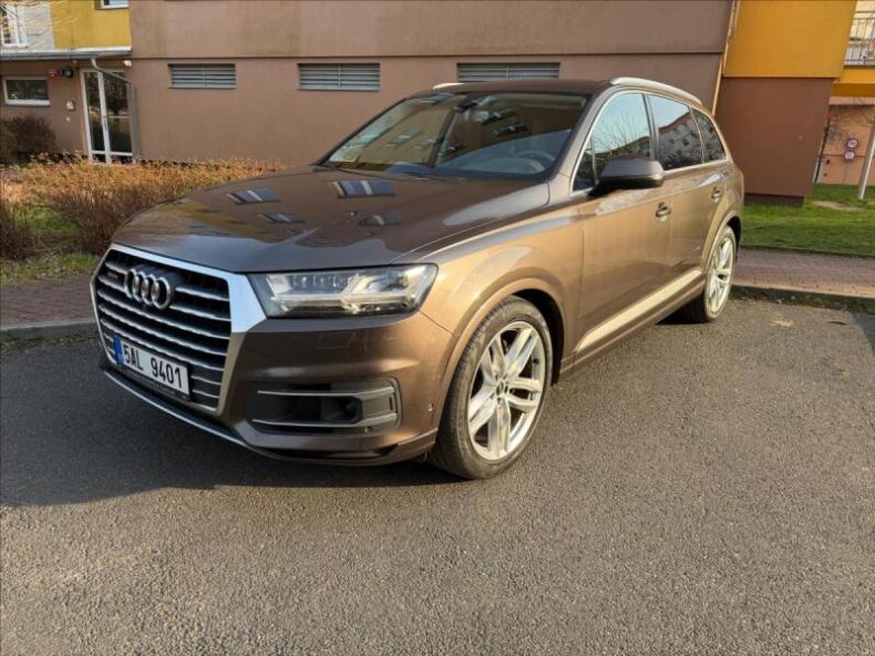 Audi Q7 - hlavní fotka