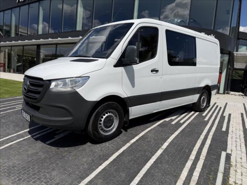 Mercedes Sprinter - hlavní foto