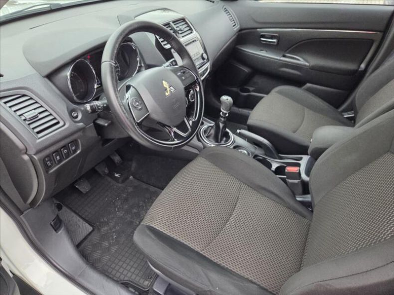 Mitsubishi ASX  - hlavní fotka