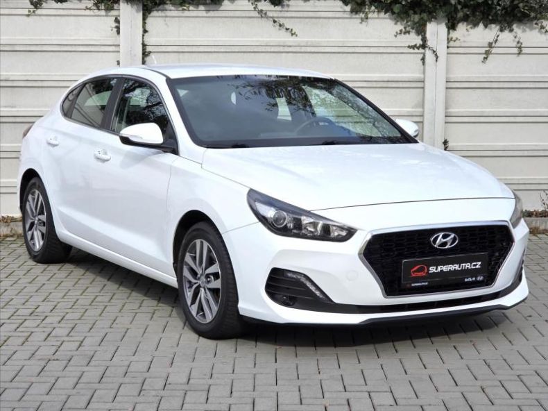 Hyundai i30 - hlavní foto