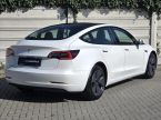 Tesla Model 3 - fotka číslo 6