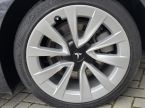 Tesla Model 3 - fotka číslo 19