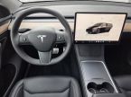 Tesla Model Y - fotka číslo 13