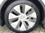 Tesla Model Y - fotka číslo 20
