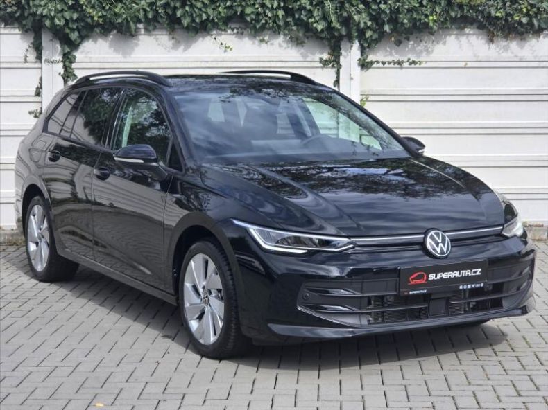 Volkswagen Golf - hlavní fotka inzerátu