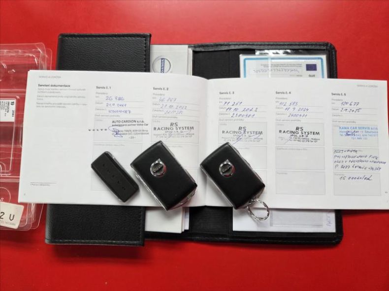 Volvo XC90 - hlavní fotka