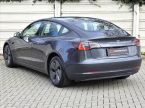 Tesla Model 3 - fotka číslo 4