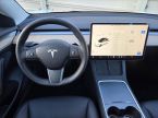 Tesla Model 3 - fotka číslo 13