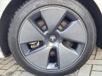 Tesla Model 3 - fotka číslo 19