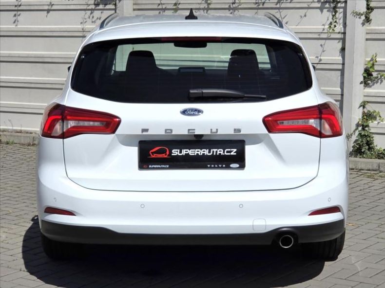 Ford Focus - hlavní fotka