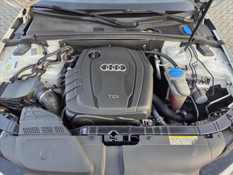 Audi A4 - hlavní fotka