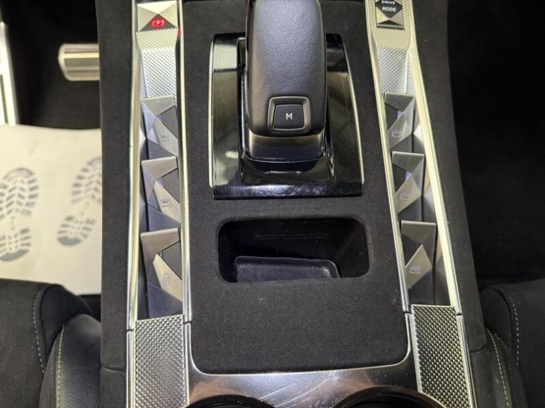 DS Automobiles DS7 - hlavní fotka