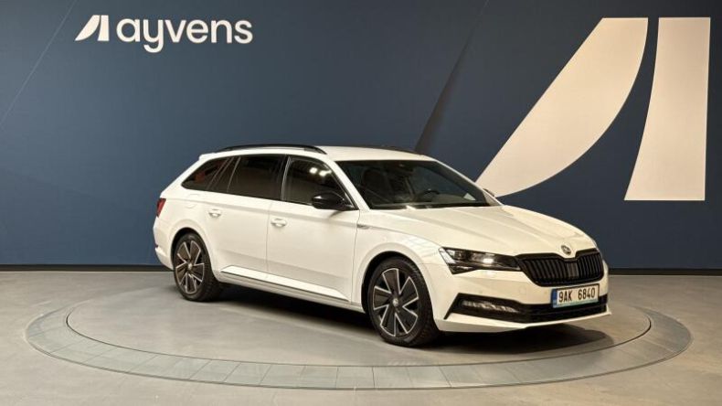 Škoda Superb - hlavní foto