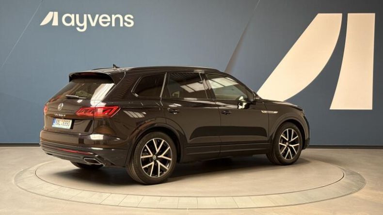 Volkswagen Touareg - hlavní fotka