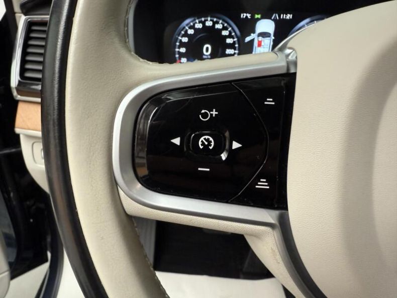 Volvo XC90 - hlavní fotka